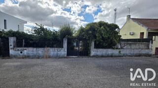 Land for sale in Almada, Portugal — €169,000