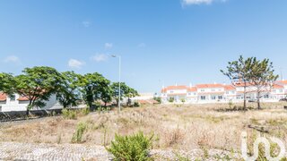 Land for sale in Marinha Grande, Portugal — €33,000
