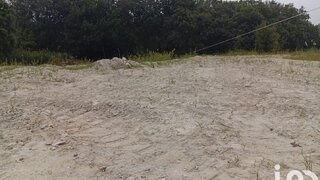 Terreno · 650 m² · 138 000 €