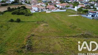 Land for sale in Leiria, Portugal — €400,000