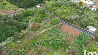 Land for sale in Santana, Portugal — €390,000