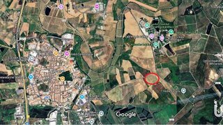 Terreno · 50 600 m² · 245 000 €