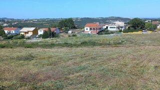 Land for sale in Alenquer, Portugal — €225,000