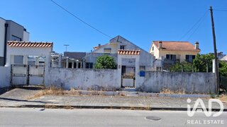 Land for sale in Seixal, Portugal — €120,000