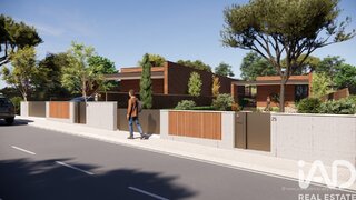 Land for sale in Porto de Mós, Portugal — €45,000