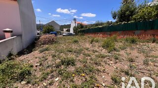 Land for sale in Loures, Portugal — €155,000