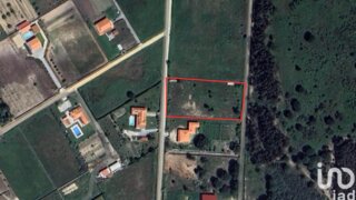 Land for sale in Benavente, Portugal — €100,000