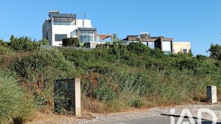 Land for sale in Sesimbra, Portugal — €155,500