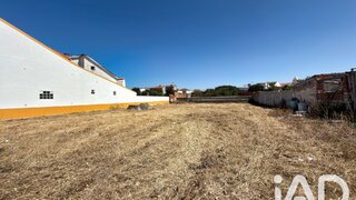 Land for sale in Marinha Grande, Portugal — €49,000