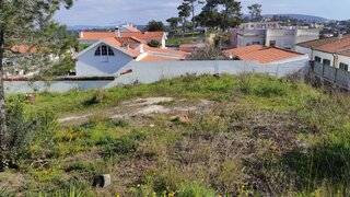 Land for sale in Sesimbra, Portugal — €189,990