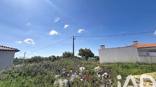 Land for sale in Porto de Mós, Portugal — €39,900