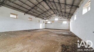 Terreno · 900 m² · 265 000 €