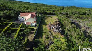 Land for sale in São Roque do Pico, Portugal — €99,000