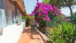 Land for sale in Almada, Portugal — €579,000