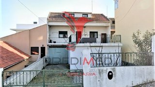 Land for sale in Loures, Portugal