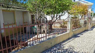 Terreno em Sesimbra · 156 m² · 110 000 €