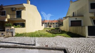 Land for sale in Benavente, Portugal — €70,000