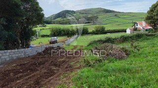 Land for sale in Praia da Vitória, Portugal — €65,000
