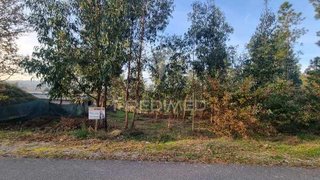 Land for sale in Felgueiras, Portugal — €65,000
