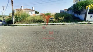 Terreno de 563 m² em Santarém