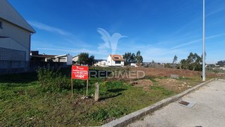 Land for sale in Vila Nova de Gaia, Portugal — €95,000