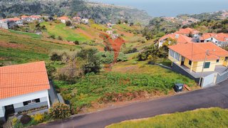 Land for sale in Santana, Portugal — €113,000