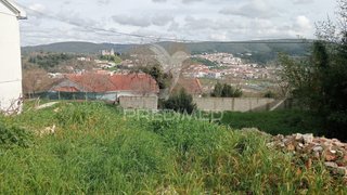 Land for sale in Porto de Mós, Portugal — €50,000