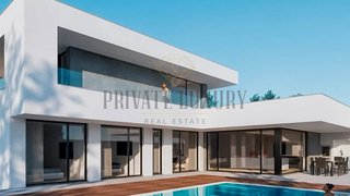 Land for sale in Almada, Portugal — €370,000