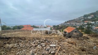 Terreno em Ribeira Brava · 733 m² · 245 000 €