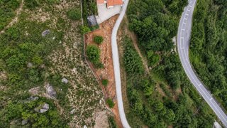 Terreno para venda em Amares, Portugal — 32 000 €
