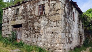 Land for sale in Vieira do Minho, Portugal — €148,000