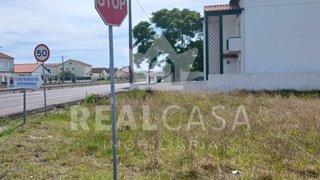 Land for sale in Marinha Grande, Portugal — €240,000