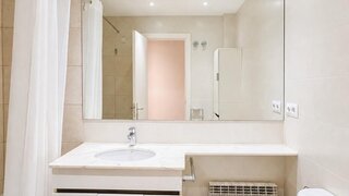 4-bedroom apartment with pool in Sant Gervasi - Galvany, Barcelona
