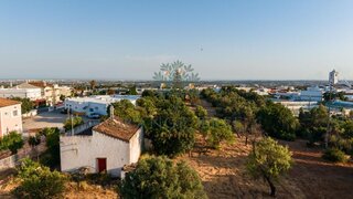 Terreno em Faro · 4600 m² · 2 000 000 €