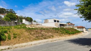 Land for sale in Barcelos, Portugal — €98,000