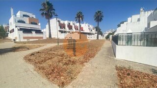 Land for sale in Olhão, Portugal — €130,000